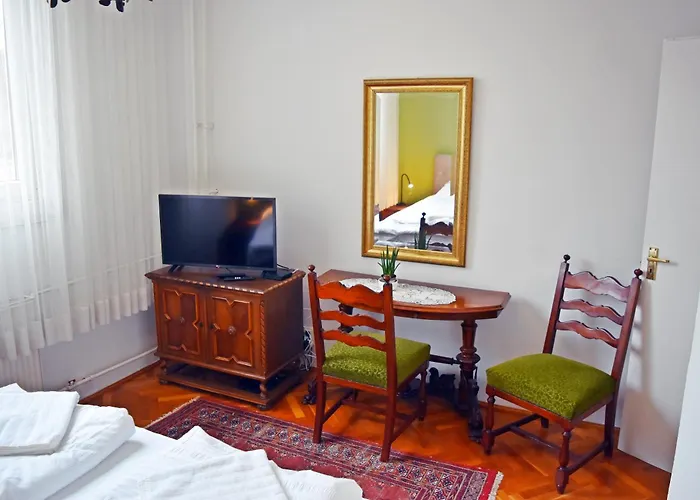 Belvarosi Classic 85 Square Meters *